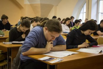Школьная олимпиада по «Истории российского предпринимательства» прошла в Петербурге