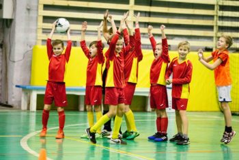 Петербургские делороссы провели спортивный праздник «Детство с мячом»